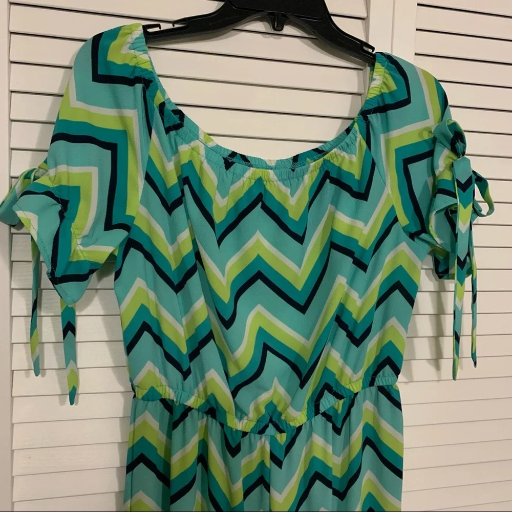 Patterned jumpsuit - Picture 2 of 4